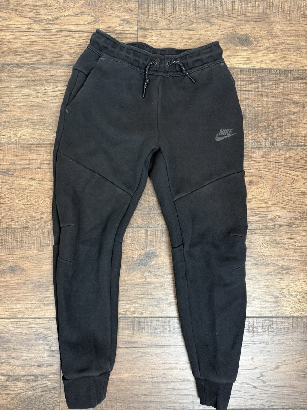 Nike Black Tech Fleece Jogger Sweatpants Size M 8-10 Boys Kids